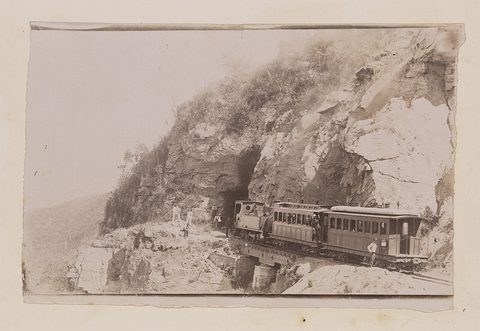 Tunnel 6, Boqueron Pass, La Guaira-Caracas Railway (13249743683).jpg